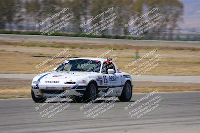 media/Jun-05-2022-CalClub SCCA (Sun) [[19e9bfb4bf]]/Around the Pits/